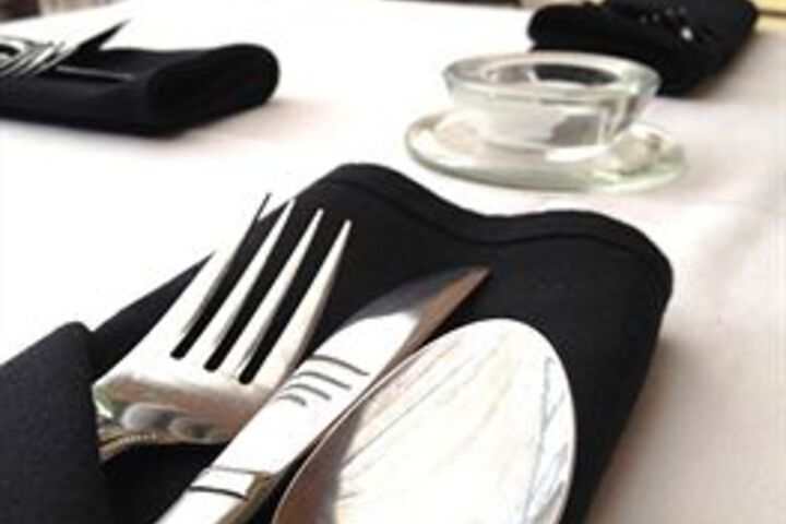 Dining 5 of 33