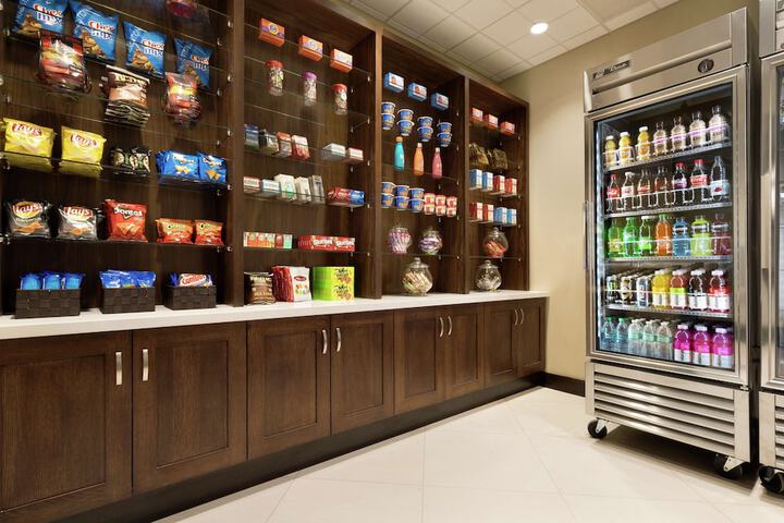 Snack bar