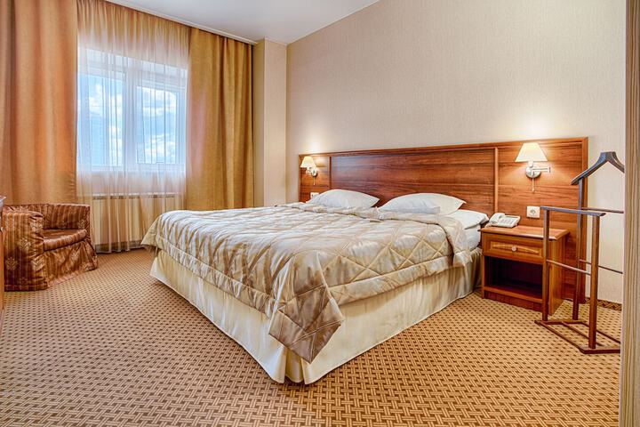 Room 14 of 43