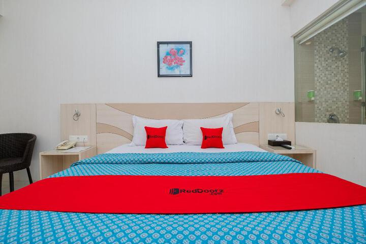 RedDoorz Premium at Jalan Veteran Bojonegoro