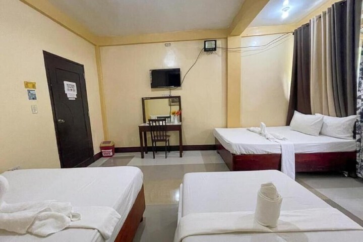 Room 17 of 48