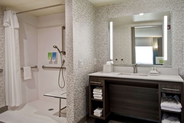 Bathroom shower