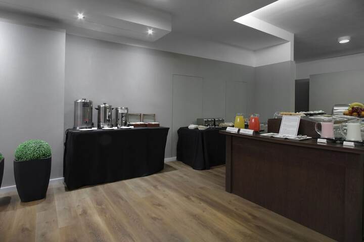 Breakfast/Coffee Service 49 of 69