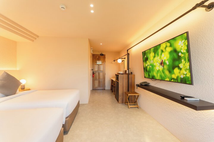 Room 29 of 65