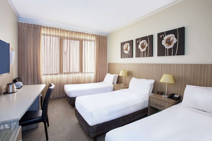Room 13 of 54