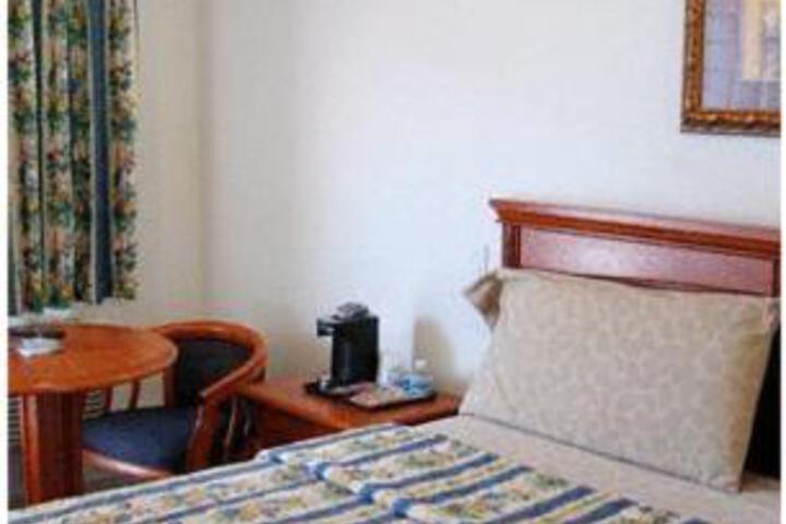 Standard | King Bed (1 of 6)