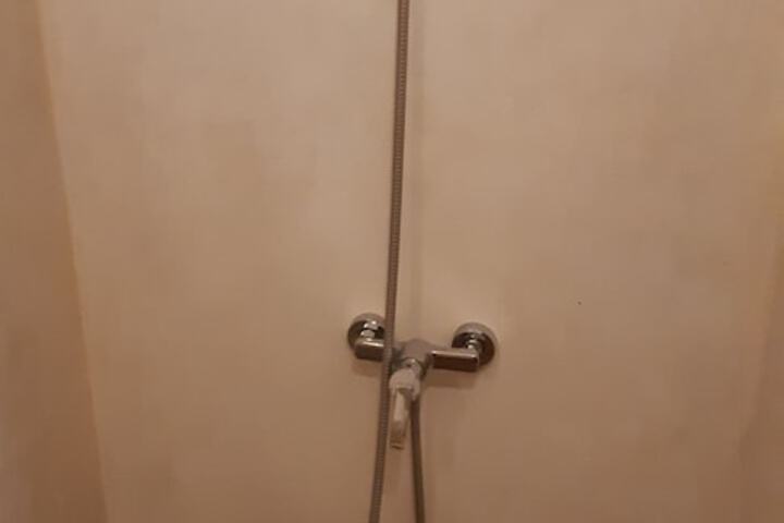 Room 69 of 104