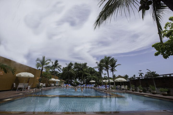 Pool 31 of 47