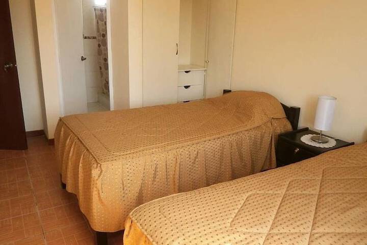 Room 13 of 35