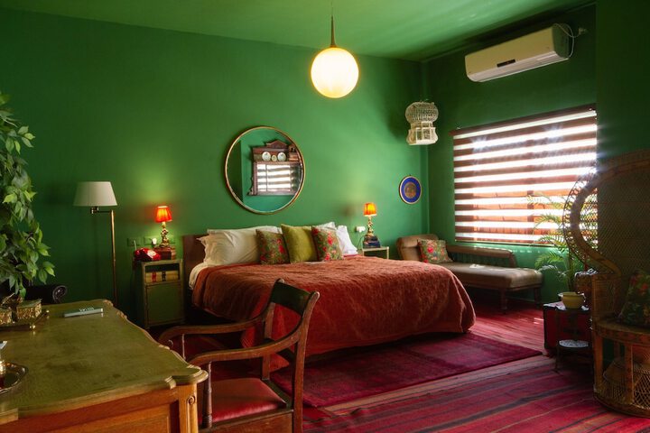 Room 35 of 60