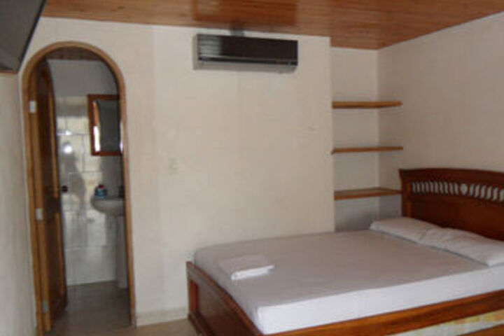 Room 18 of 29