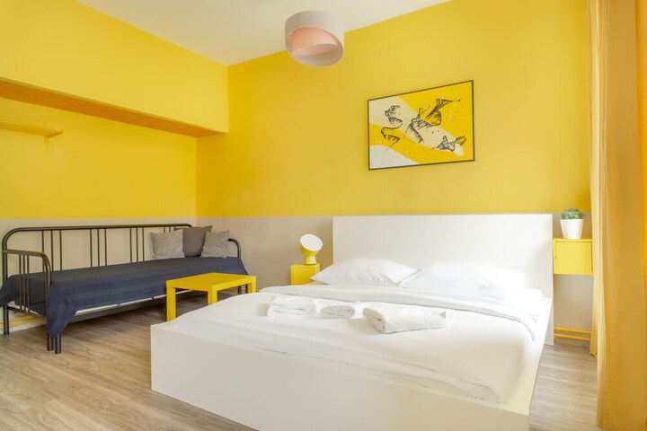 Room 34 of 68