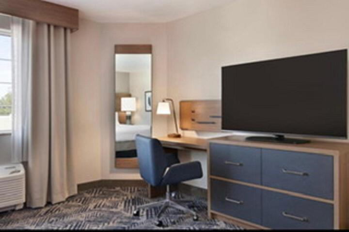 2 Queen Studio Suite (2 of 20)