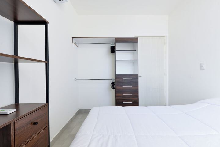 Room 52 of 249