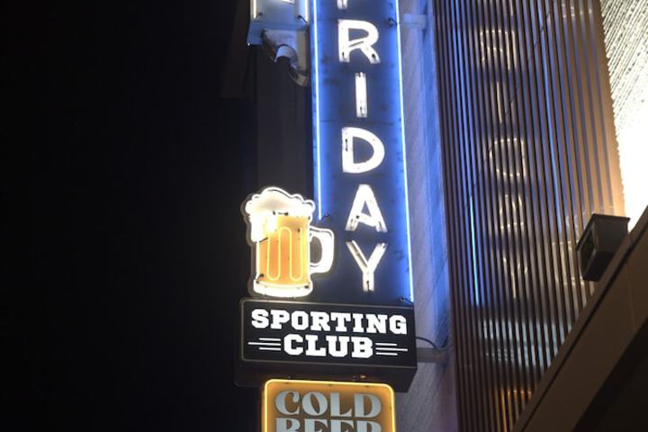 Sports bar