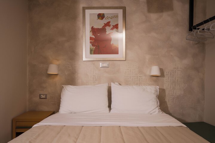 Room 38 of 96