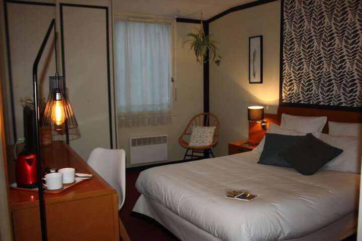 Room 4 of 45