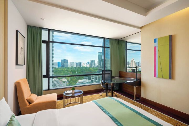 Room 35 of 114