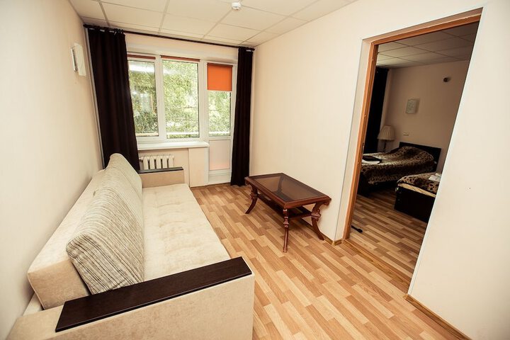 Room 15 of 36