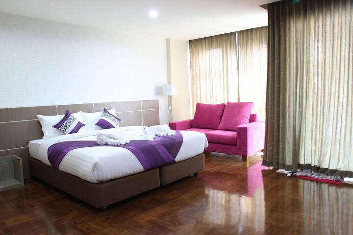 Room 16 of 36