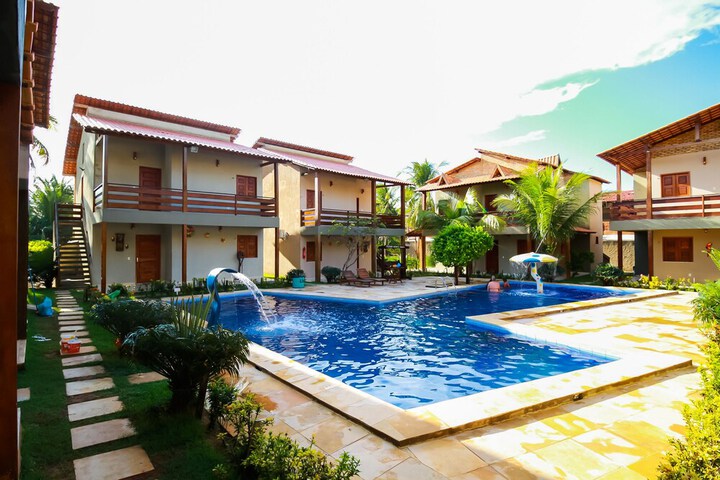 Pool 106 of 183