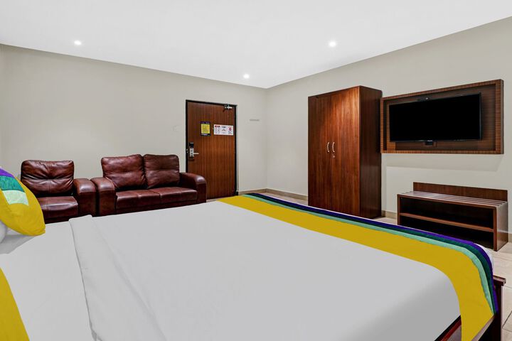 Room 20 of 32