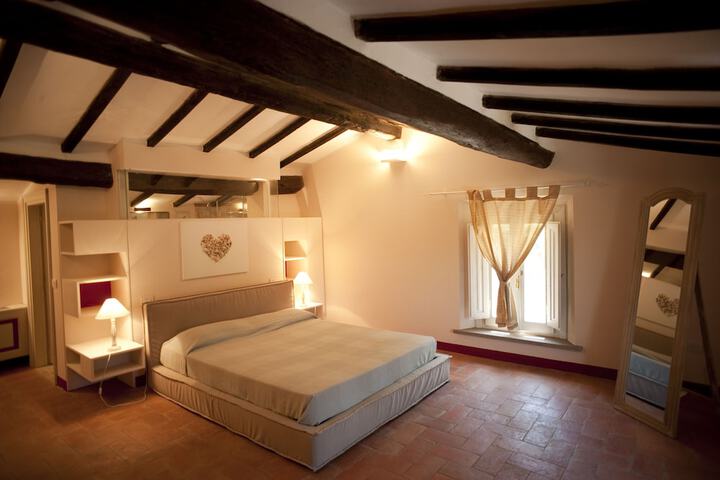 Room 9 of 49