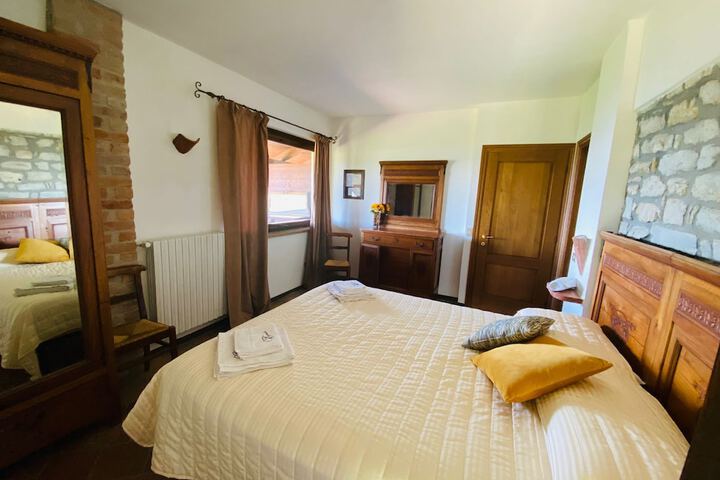 Room 7 of 40