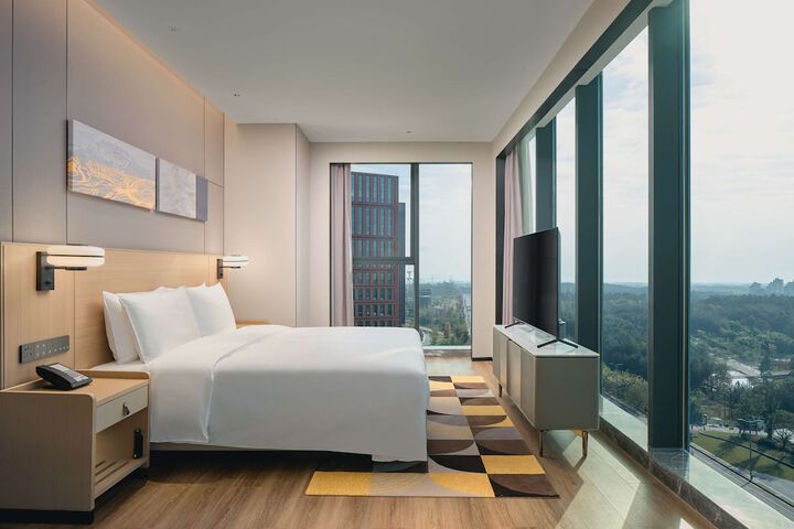 Room 22 of 50