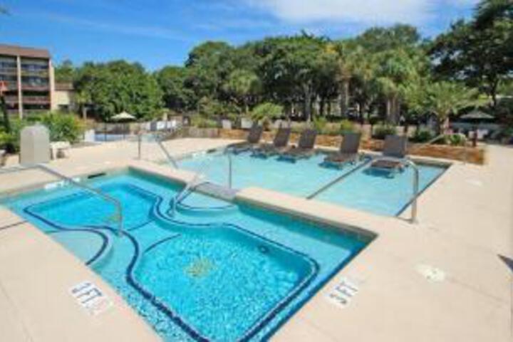 Pool 12 of 23