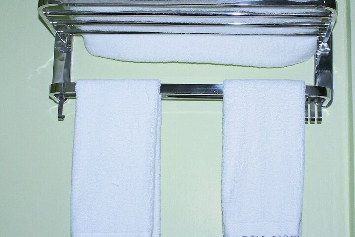 Room 14 of 42