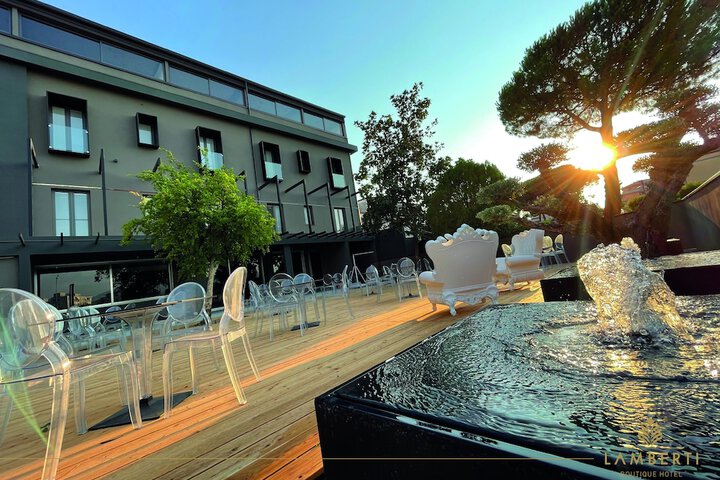 LAMBERTI BOUTIQUE HOTEL in Battipaglia