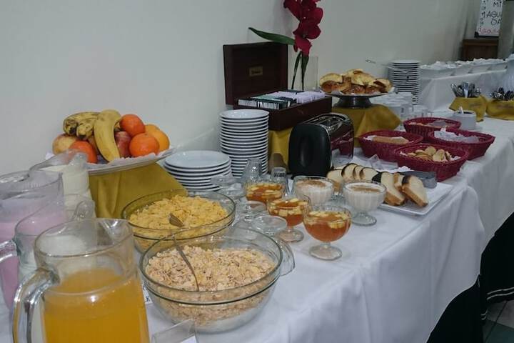Breakfast/Coffee Service 46 of 52
