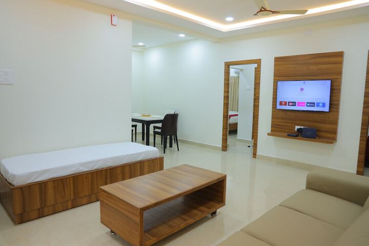 Room 12 of 21