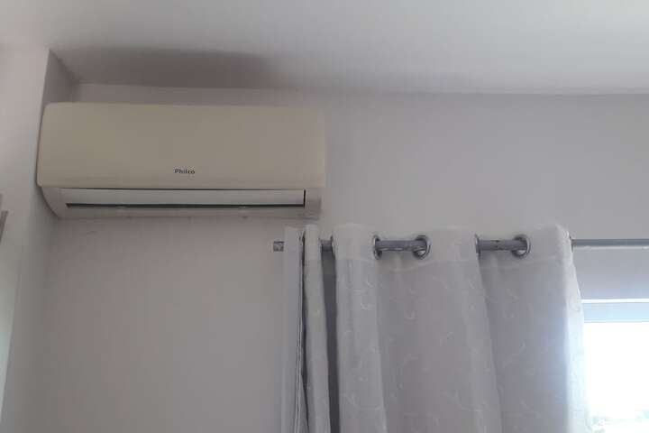Room 18 of 104