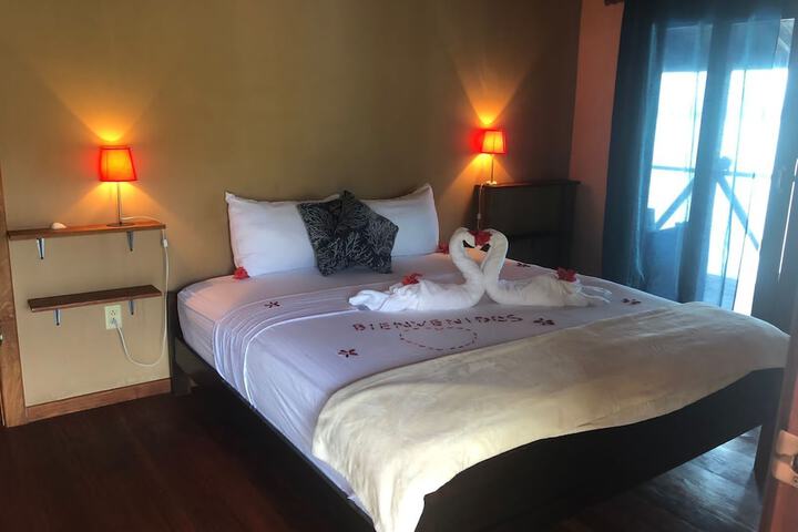 Room 8 of 52
