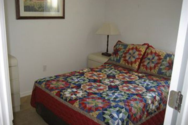 Room 10 of 25