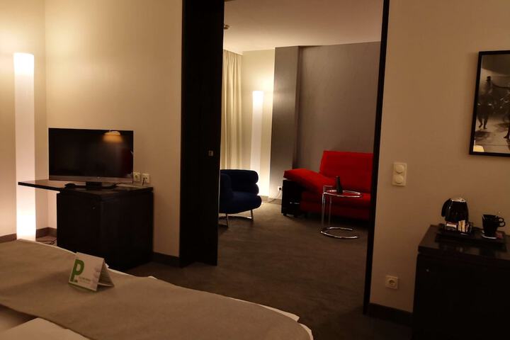 Room 22 of 69