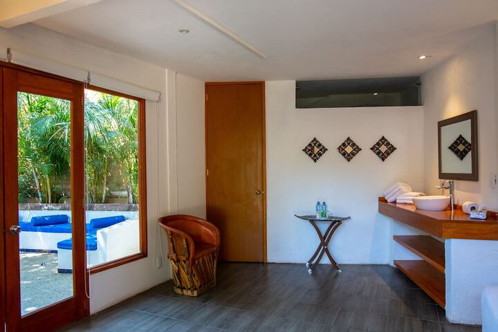 Room 41 of 120