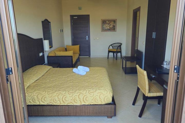 Room 21 of 56