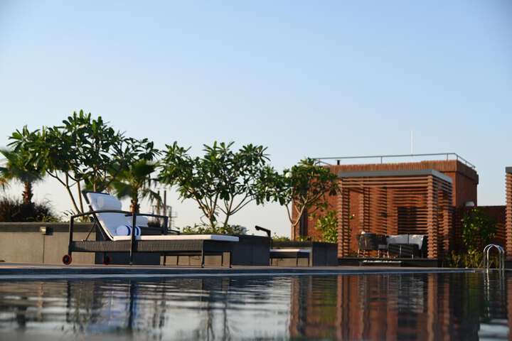 Pool 24 of 38