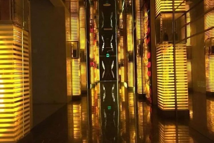 Karaoke room