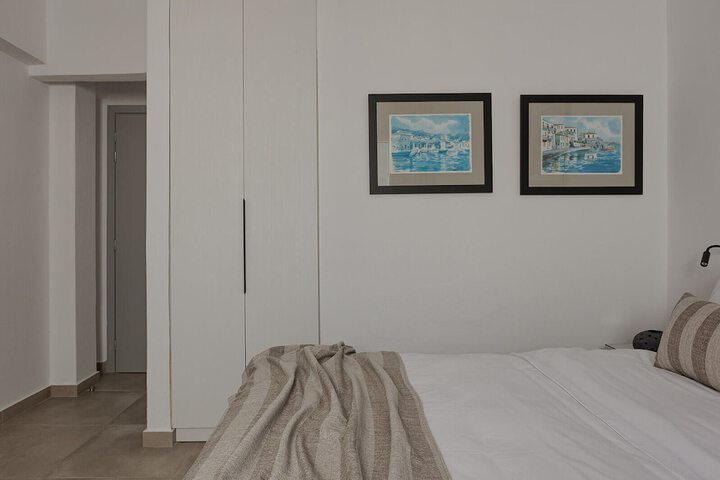 Room 16 of 92