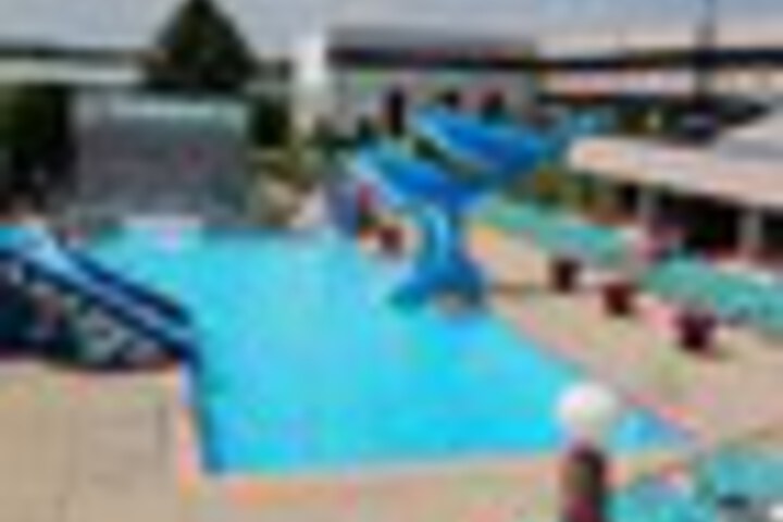 Pool 92 of 222