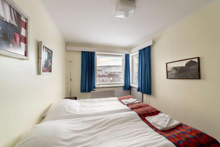 Room 7 of 54