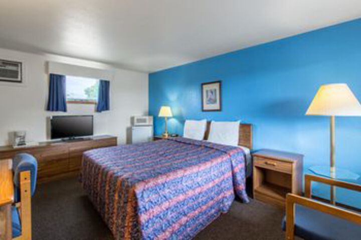 Room 25 of 44