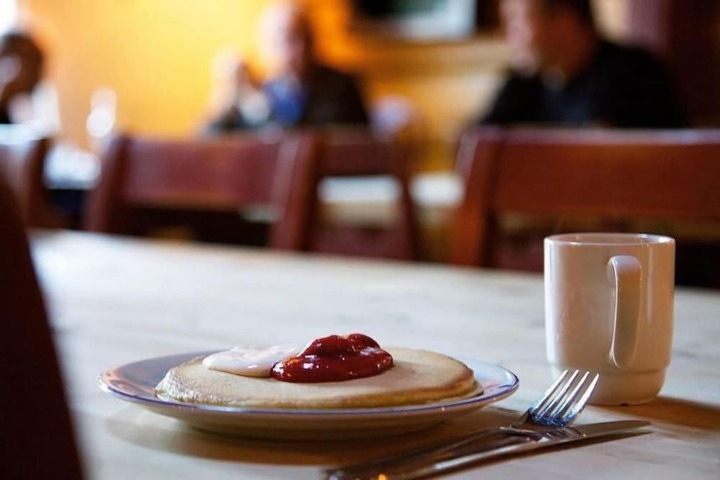 Breakfast/Coffee Service 72 of 95