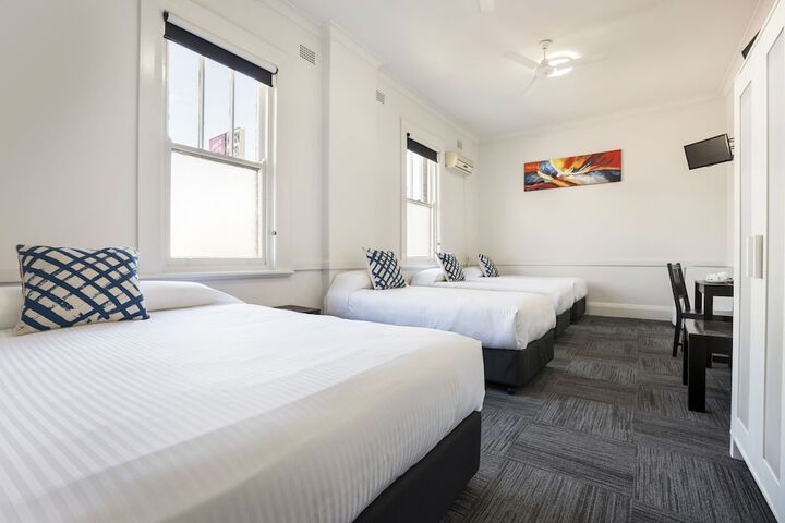 Room 10 of 53