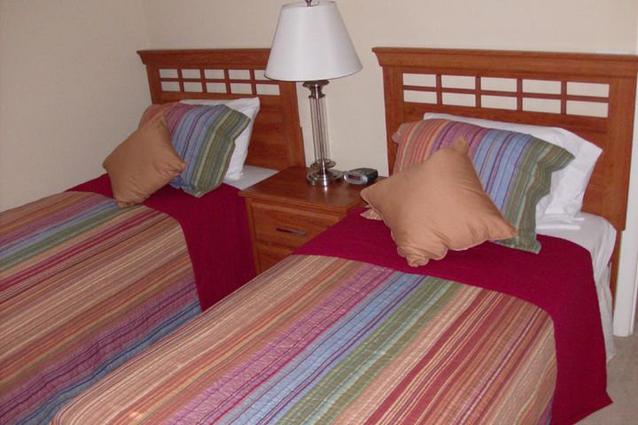 Room 2 of 3