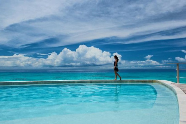 Hotel with Pool